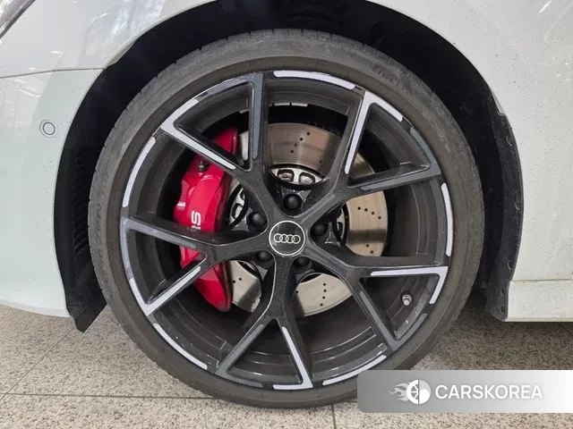 Audi RS3 (8Y) 2024 Белый из Кореи, фото 6