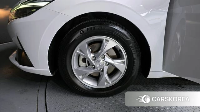 Hyundai Avante (CN7) id 3805999 из Кореи 15