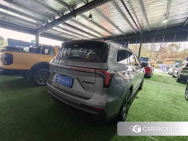 Ford Lingyu PHEV 2024 Серебристо-серый из Китая, фото 5