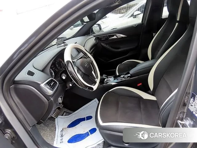 Infiniti Q30 id 3761179 из Кореи 15