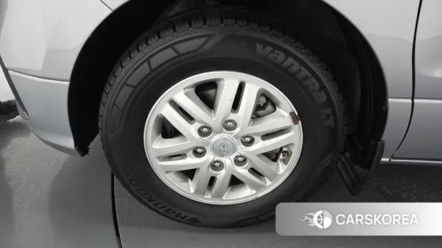 Hyundai The New Grand Starex id 2932096 из Кореи 15