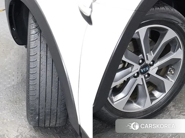 Kia Stonic id 3018577 из Кореи 15