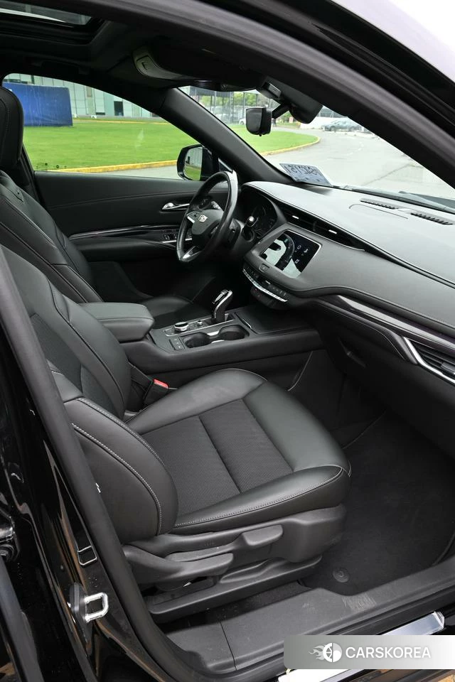 Cadillac XT4 id 4238095 из Китая 9