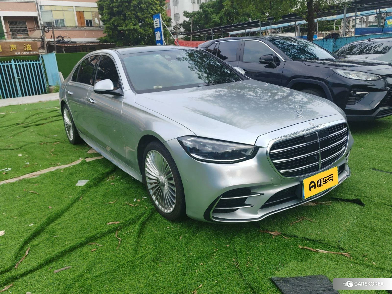 Mercedes-Benz S-class 2023 Серебристо-серый из Китая, фото 5