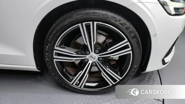 Volvo S60 3rd generation id 3301910 из Кореи 15