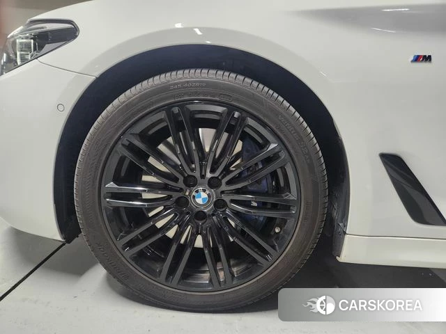 BMW 5 Series (G30) id 3796252 из Кореи 10