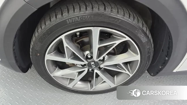 Kia The New Niro id 3356658 из Кореи 15
