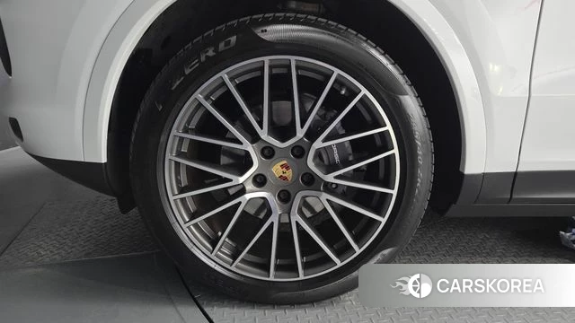 Porsche Cayenne (PO536) id 3924039 из Кореи 15
