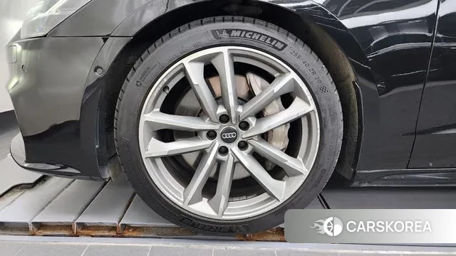 Audi A7 (4K) id 3128801 из Кореи 15