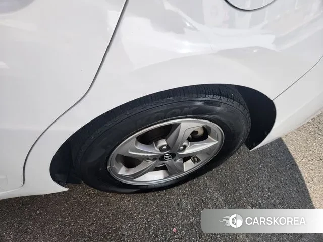 Hyundai Avante AD id 3641720 из Кореи 10