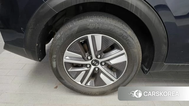 Kia The New Niro id 4403063 из Кореи 26