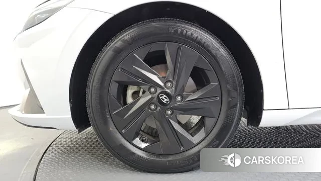 Hyundai Avante (CN7) id 3546274 из Кореи 15