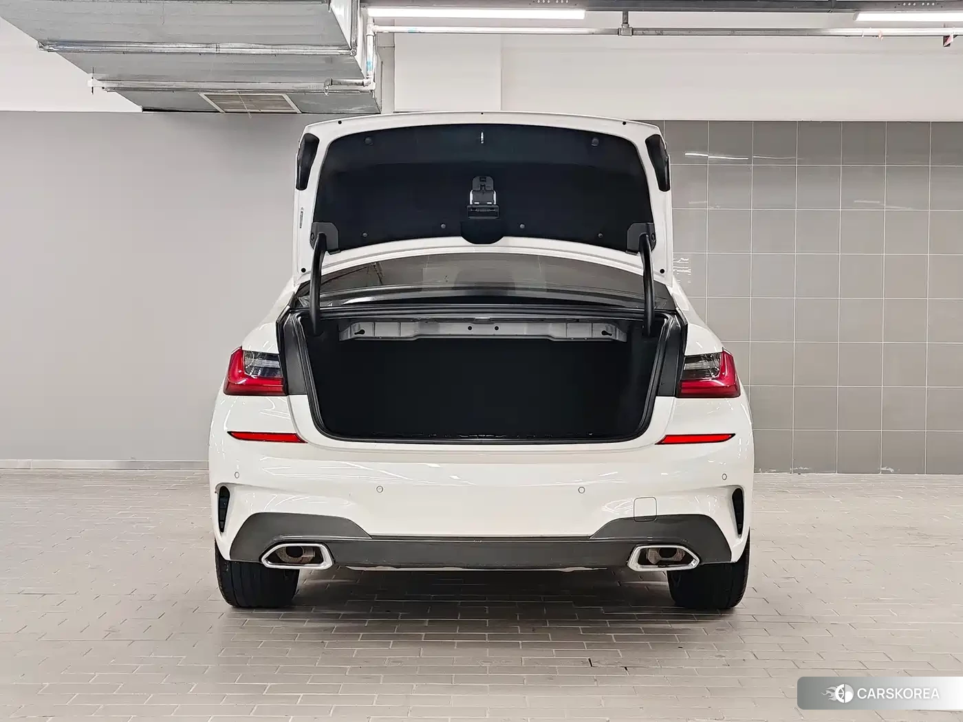 BMW 3 series id 4601913 из Китая 16