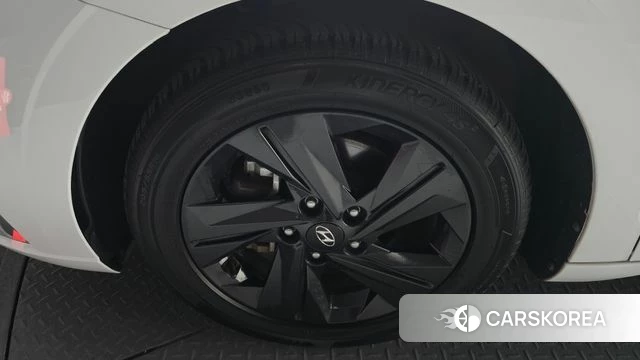 Hyundai Avante (CN7) id 3812260 из Кореи 15