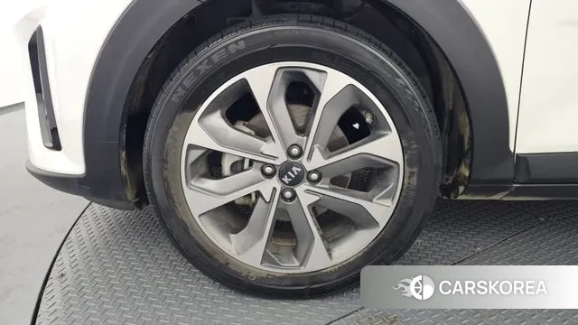 Kia Stonic id 3588205 из Кореи 15