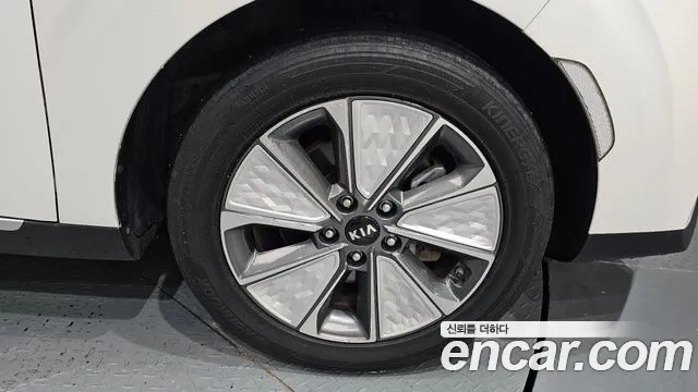 Kia Soul Booster EV id 2932638 из Кореи 15