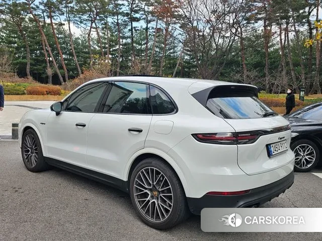 Porsche Cayenne (PO536) id 3410599 из Кореи 15