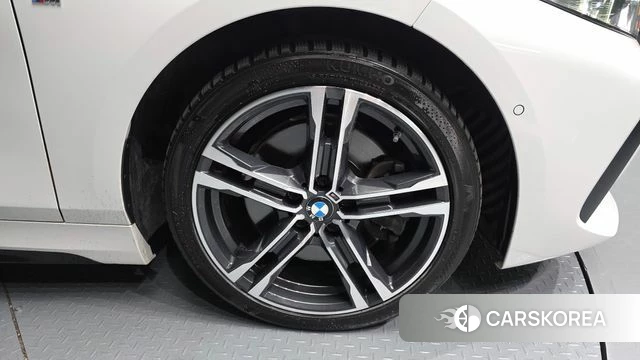 BMW 1 Series (F40) id 4409156 из Кореи 25