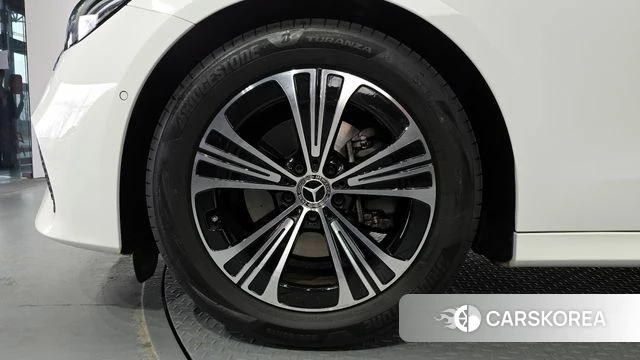 Mercedes-Benz E-Class W214 id 3831456 из Кореи 15