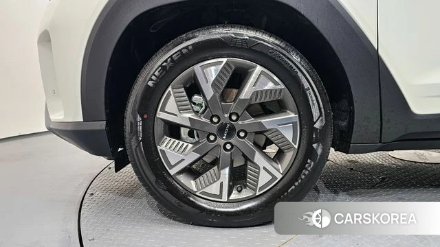 Ssangyong The New Torres id 4349198 из Кореи 15