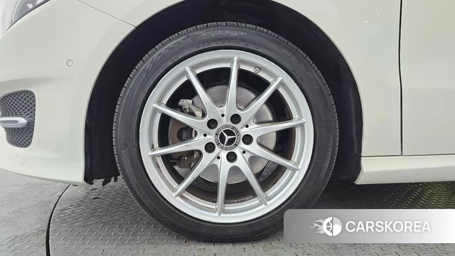 Mercedes-Benz B-Class W246 id 4269553 из Кореи 27
