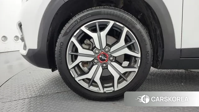 Kia Seltos id 3468313 из Кореи 15