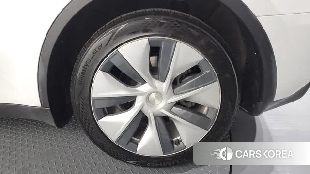 Tesla Model Y id 3256820 из Кореи 15