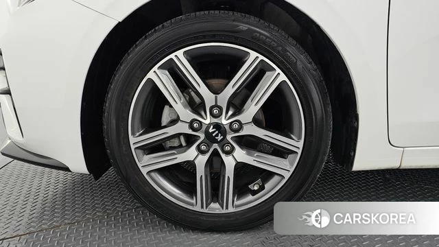 Kia Come New K3 id 4746694 из Кореи 26