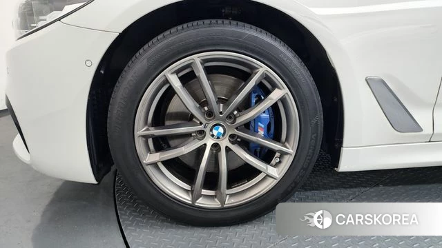 BMW 5 Series (G30) id 4596364 из Кореи 15