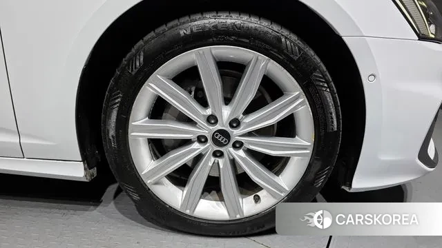 Audi A6 (C8) id 3685904 из Кореи 15