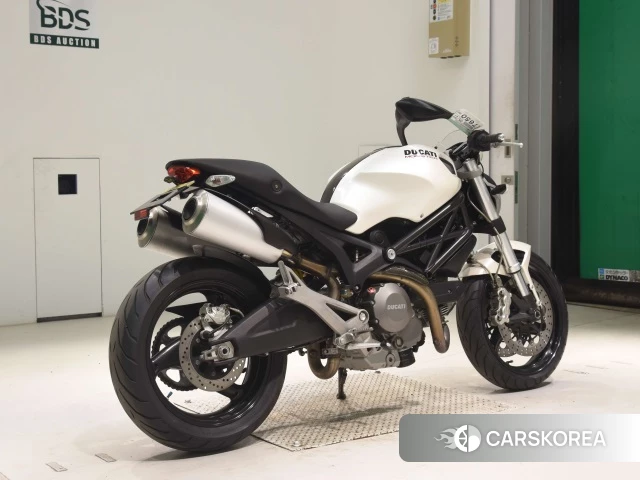 Проданный Ducati MONSTER 696 2010 из Японии