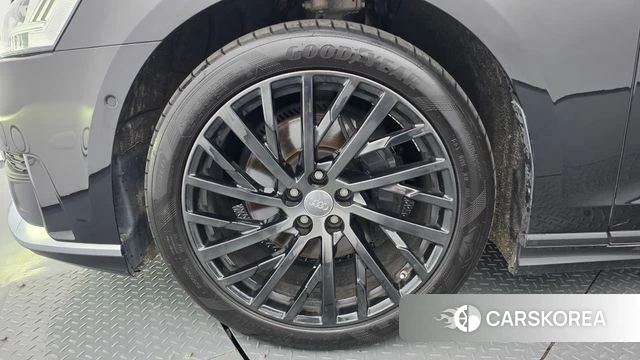 Audi A8 (D5) id 4712547 из Кореи 30
