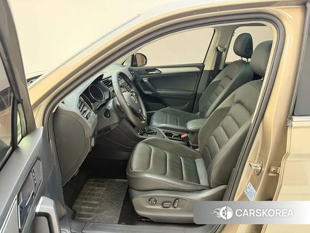 Volkswagen Tiguan L id 4210923 из Китая 21