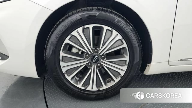 Kia K7 Premier Hybrid id 4019997 из Кореи 15