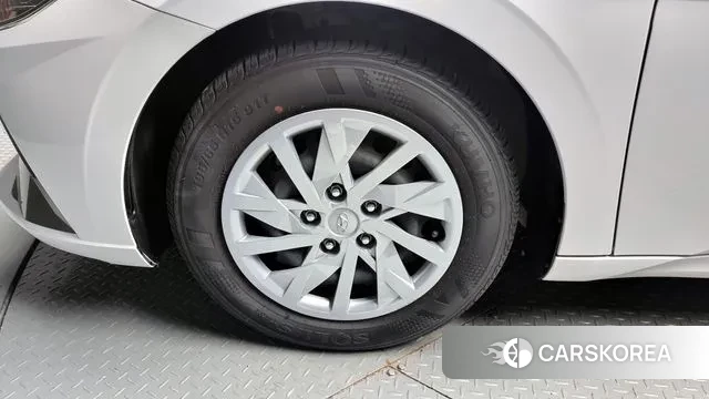 Hyundai Avante (CN7) id 3003712 из Кореи 15