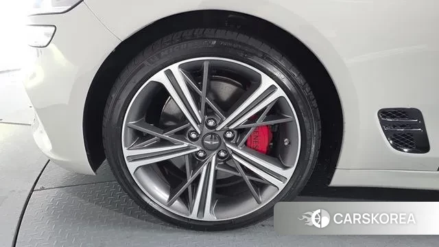 Genesis The New G70 id 3256916 из Кореи 15