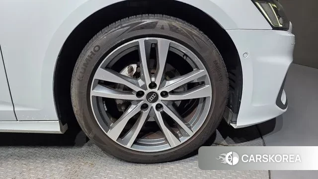 Audi A6 (C8) id 3032062 из Кореи 15