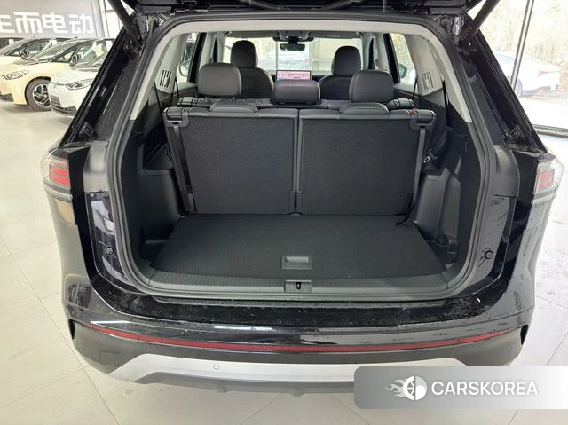 Volkswagen Tourang id 4240359 из Китая 10