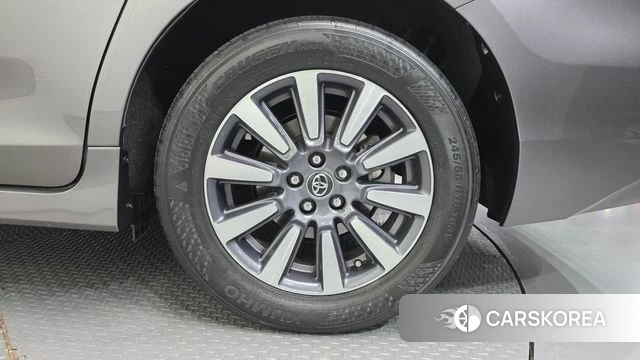 Toyota Sienna id 3873910 из Кореи 15