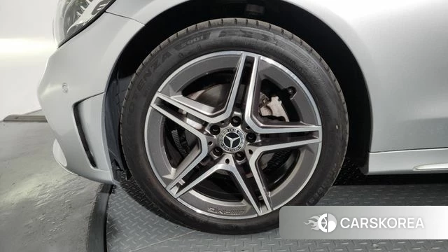 Mercedes-Benz C-Class W205 id 4524921 из Кореи 29