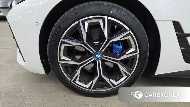 BMW i4 id 4194302 из Кореи 15