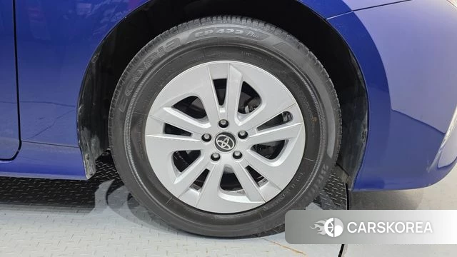 Toyota Prius 4th Generation id 4626402 из Кореи 27