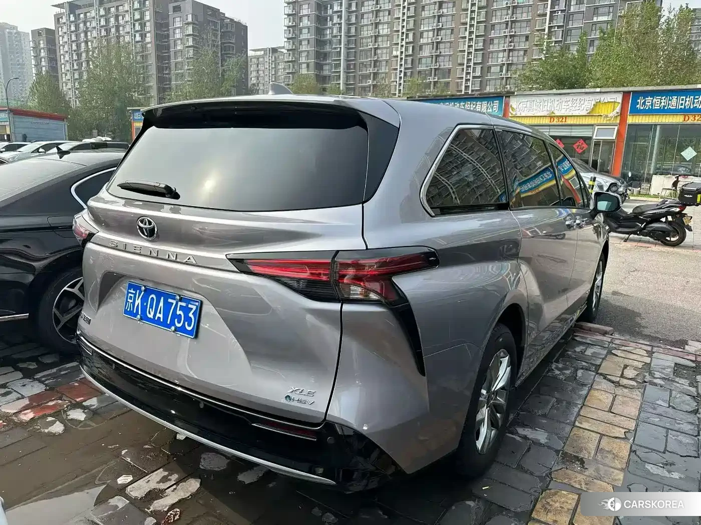 Toyota Sienna 2024 Silver/gray из Китая, фото 5