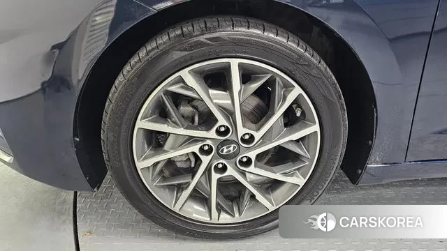 Hyundai The New Avante AD id 3215000 из Кореи 15