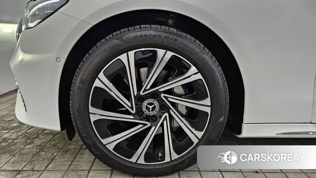 Mercedes-Benz E-Class W214 id 3659038 из Кореи 15