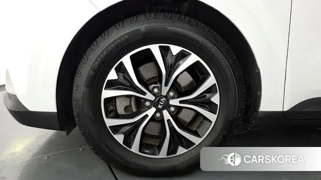 Kia Carnival 4th generation id 3655815 из Кореи 15