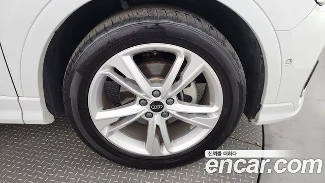 Audi Q3 (F3) id 2823062 из Кореи 15