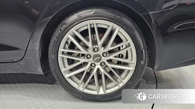 Genesis G70 id 3402588 из Кореи 15