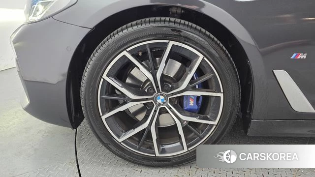 BMW 5 Series (G30) id 3859263 из Кореи 15