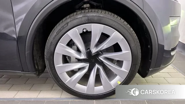 Tesla Model Y id 3744976 из Кореи 15